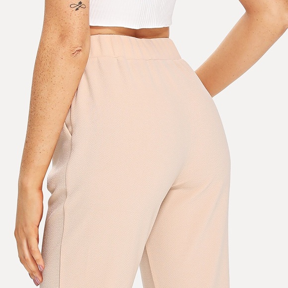 🆕Cream colored elastic waist cigarette pants - Picture 3 of 7